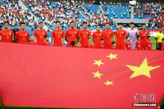 国产树林野战在线播放